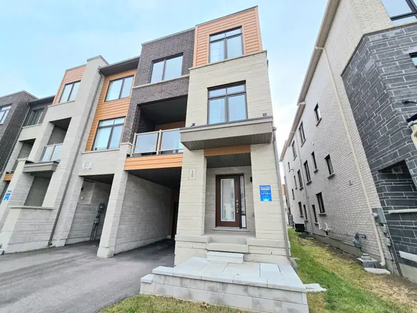 15 Delano WAY, Newmarket, ON L3X 0L1