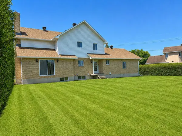 591 Laurin ST, Hawkesbury, ON K6A 3G6