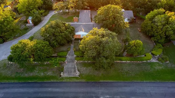 1604 N Haven Drive, Corinth, TX 76210