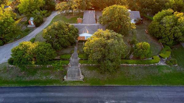 1604 N Haven Drive, Corinth, TX 76210