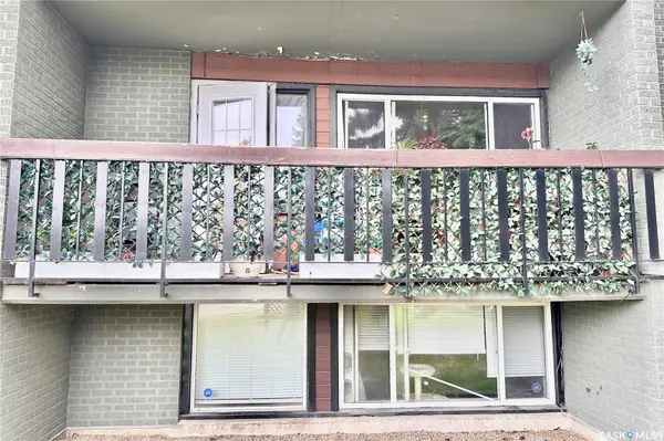 208 Lindsay PLACE #14, Saskatoon, SK S7H 3E6