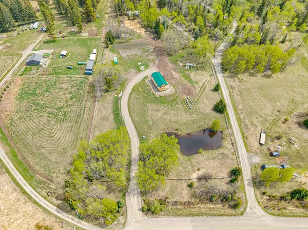 200 Fawn Hills DR, Bragg Creek, AB T0L0K0