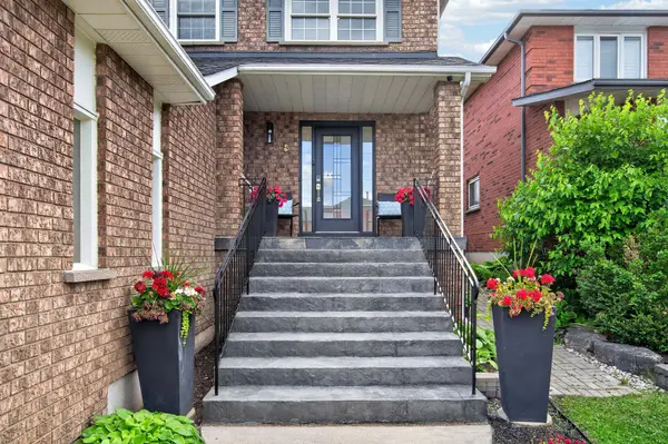119 Boulding AVE, Hamilton, ON L8B 0M2