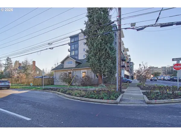 174 NE 4TH AVE, Hillsboro, OR 97124