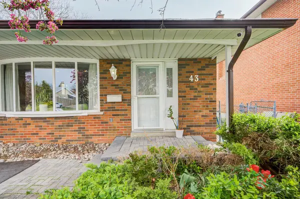 43 Cleethorpes BLVD, Toronto E07, ON M1S 2S7
