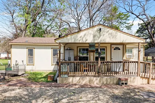 5591 County Road 920, Nevada, TX 75173