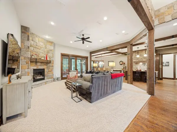 127 Dove Canyon Drive, Gordonville, TX 76245