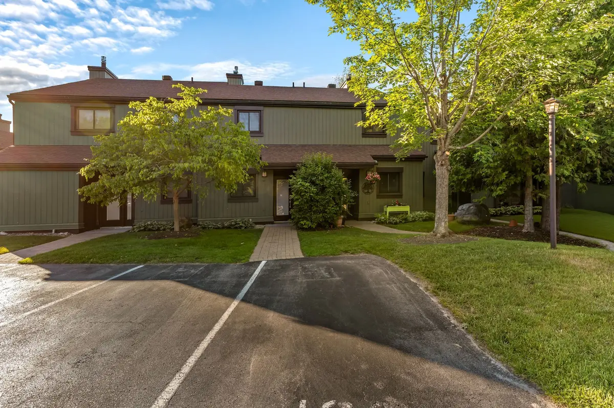 168 Escarpment CRES #28, Collingwood, ON L9Y 5B4