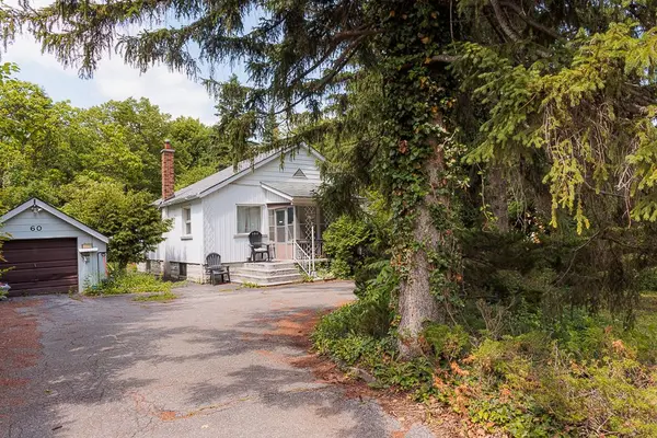 60 Arnold AVE, Vaughan, ON L4J 1B3