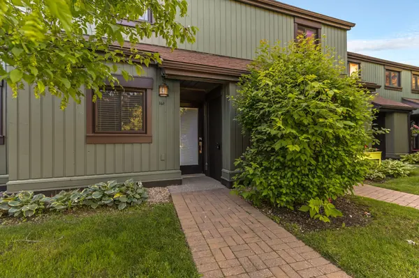 168 Escarpment CRES #28, Collingwood, ON L9Y 5B4