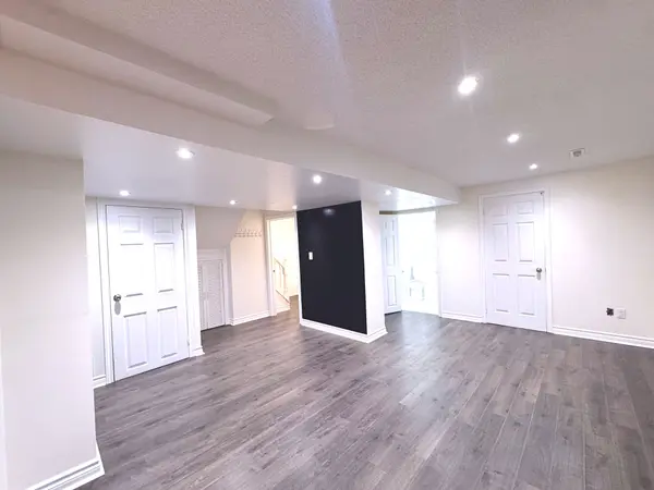 1564 Marshcourt DR #Lower, Pickering, ON L1V 6G2