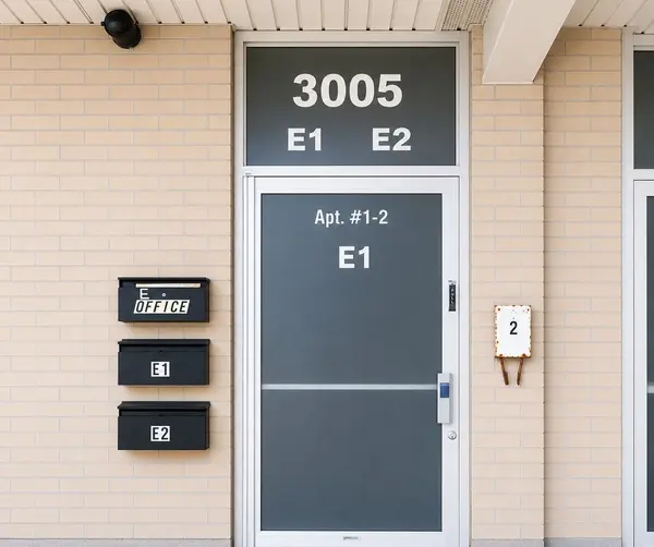 3005 Islington AVE W #E, Toronto W05, ON M9L 2K9