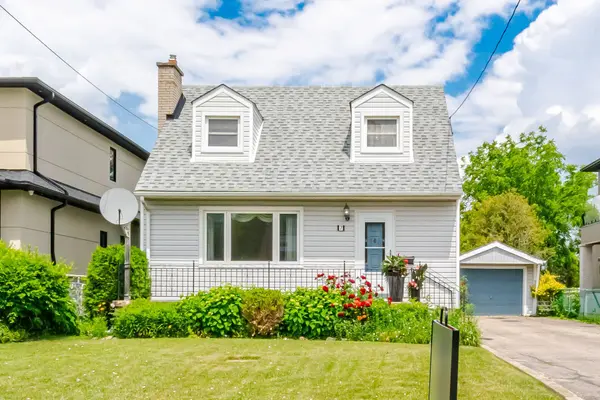 7 Earl ST, Mississauga, ON L5M 1N6