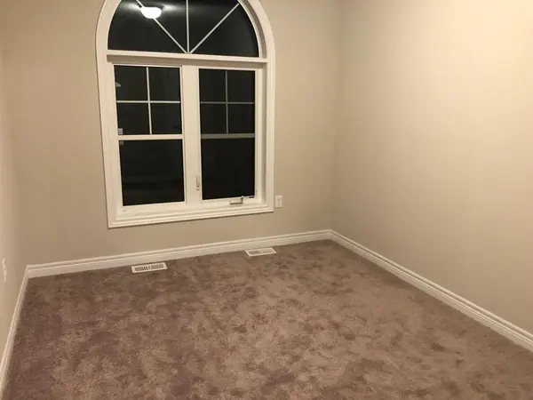7 Pearman CRES, Brampton, ON L7A 4Y8