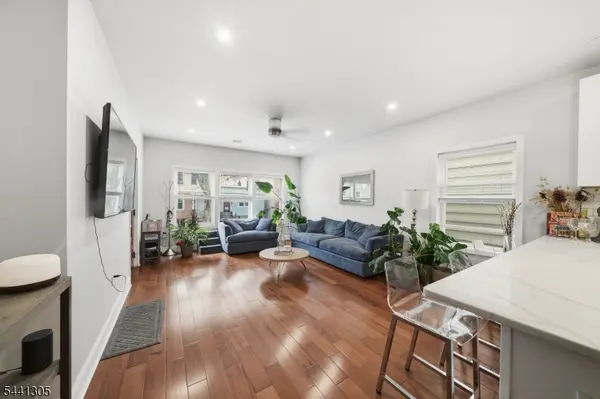 19 Terhune Ave, Jersey City, NJ 07305