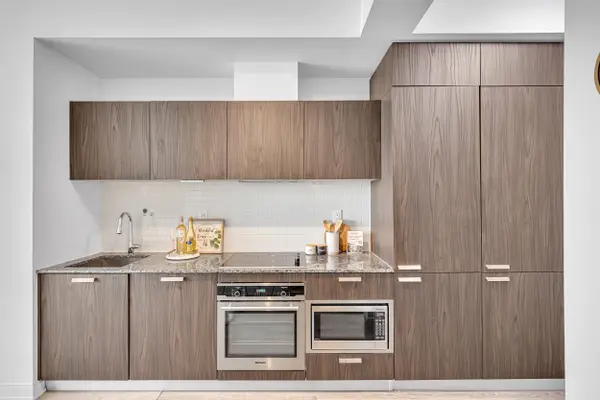 50 Charles ST E #3306, Toronto C08, ON M4Y 0C3