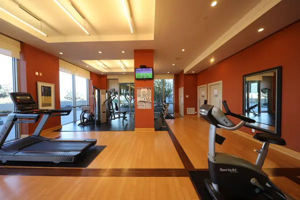 151 Village Green SQ #403, Toronto E07, ON M1S 0K5
