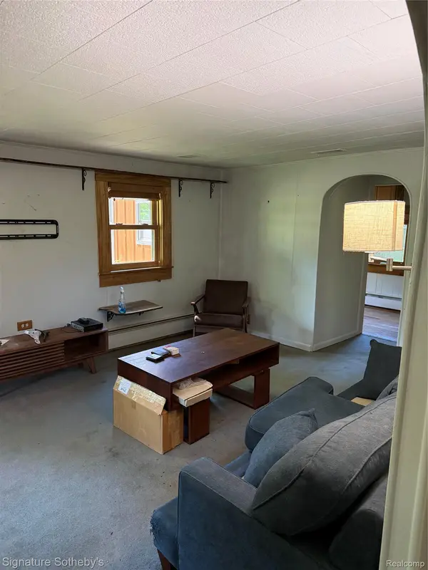 1829 Wellington AVE, Bloomfield Hills, MI 48302