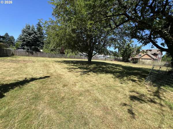 NE 143RD AVE, Portland, OR 97230
