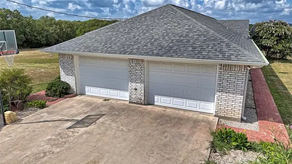 483 Pr 169, Sunset, TX 76270