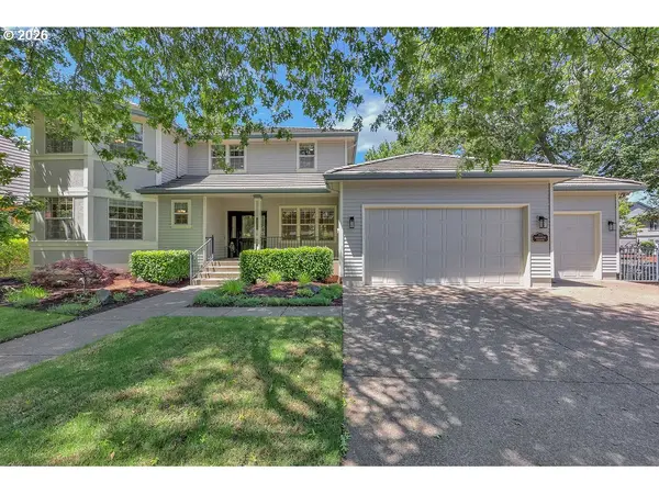 3471 LAKESIDE DR, Eugene, OR 97401