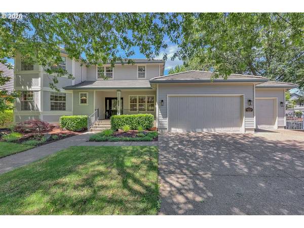 3471 LAKESIDE DR, Eugene, OR 97401