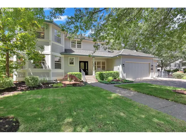 3471 LAKESIDE DR, Eugene, OR 97401