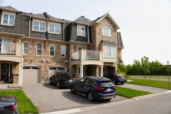 38 Suitor CT, Milton, ON L9T 8S1