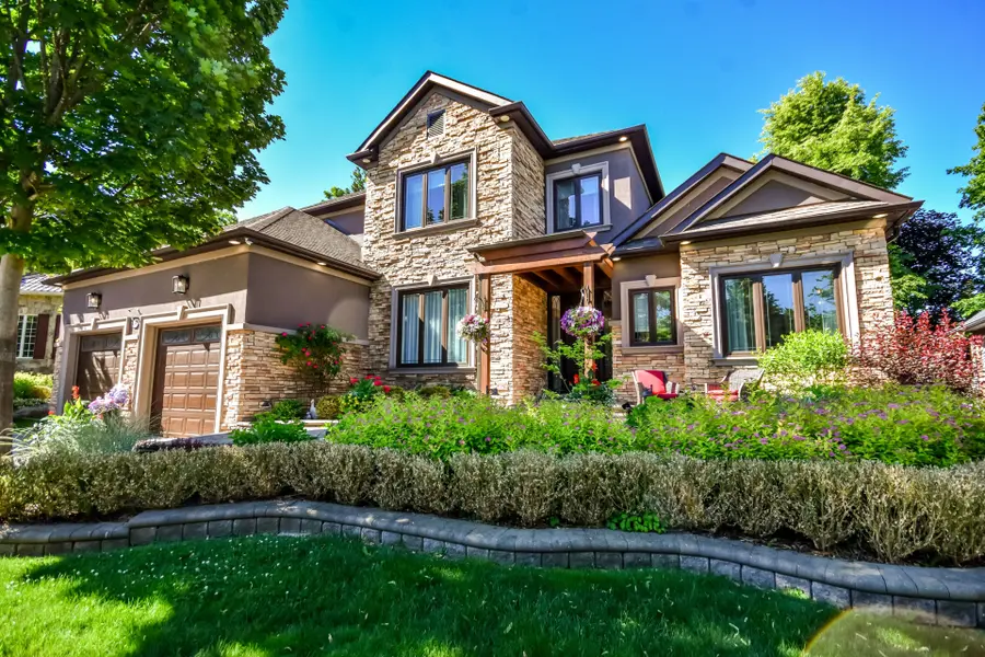 140 Wildwood TRL, Barrie, ON L4N 7Z7