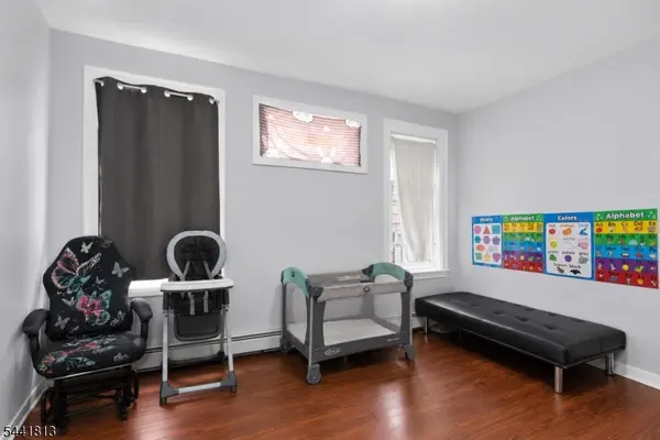 18 Stevens Ave, Jersey City, NJ 07305
