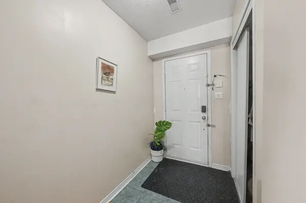7035 Rexwood RD #194, Mississauga, ON L4T 4M6