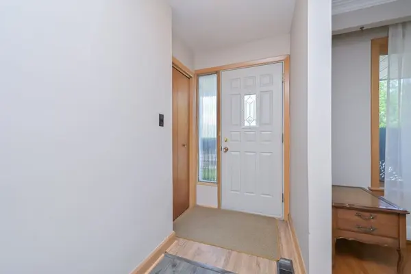 3 Sullivan DR, New Tecumseth, ON L0G 1W0