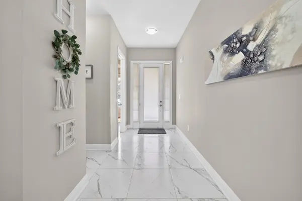 1531 Kitchen CT, Milton, ON L9E 1Y7