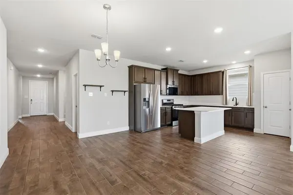 8200 Korat Vista, Godley, TX 76044