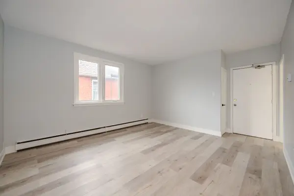 104 ELIZABETH ST #6, Guelph, ON N1E 2X4