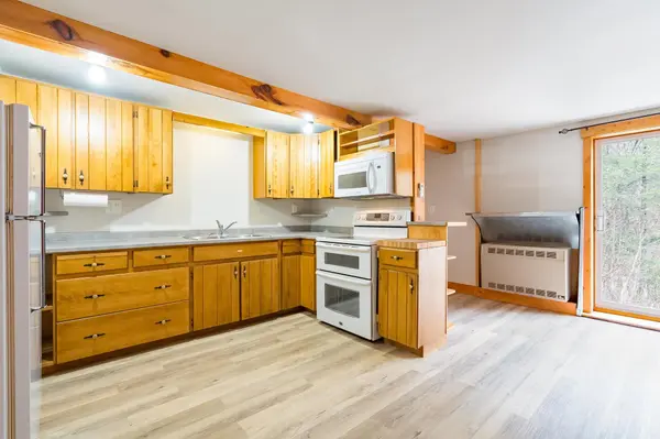 376 Riding Ranch RD, South River, ON P0A 1X0