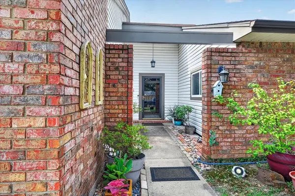 2401 Slaton Drive, Grand Prairie, TX 75052
