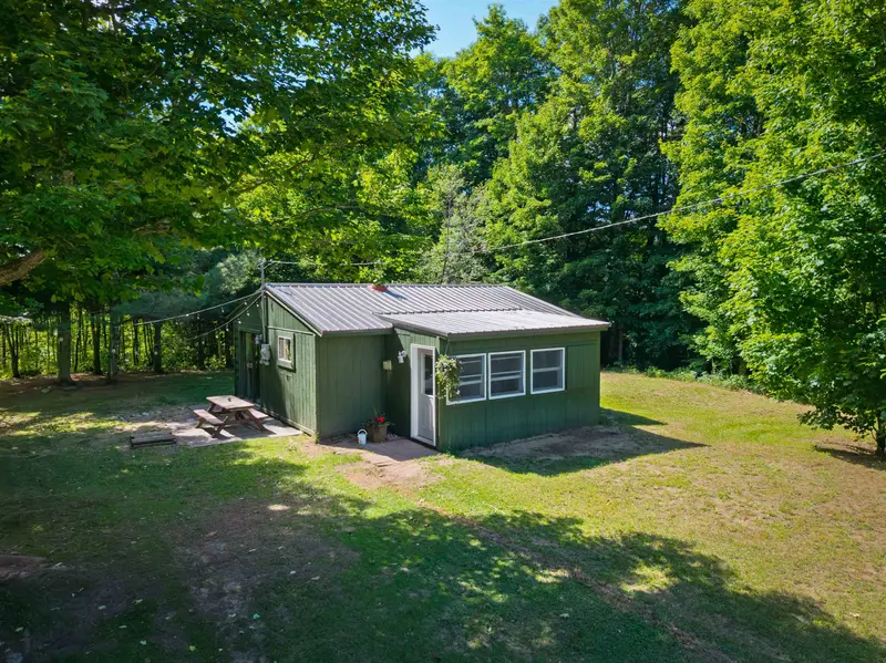 11903 Partridge LN, Mancelona Twp, MI 49659
