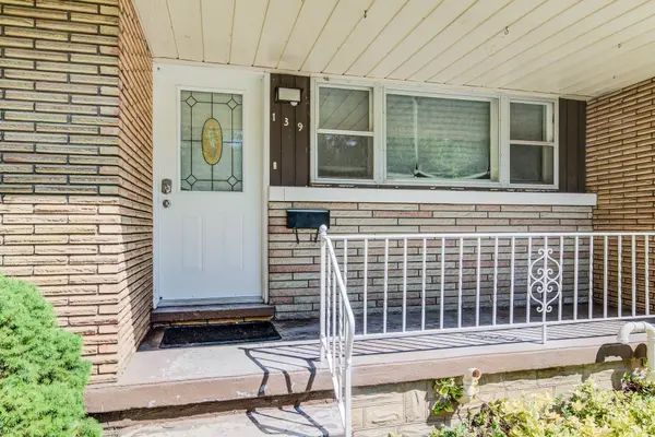 139 Elgin CRES, Waterloo, ON N2J 2S5
