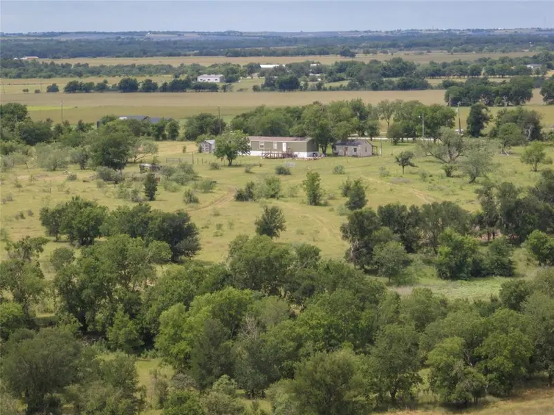 204 County Road 443, Chilton, TX 76632