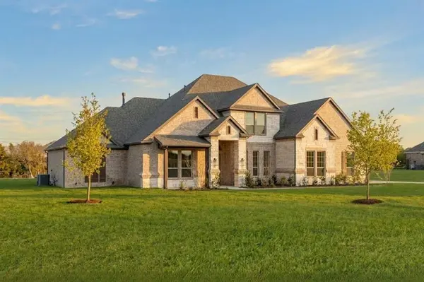 473 Flor Drive, Sunnyvale, TX 75182