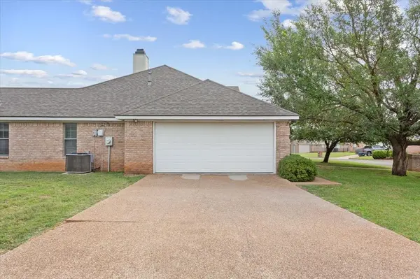 10136 Aragon Drive, Waco, TX 76708