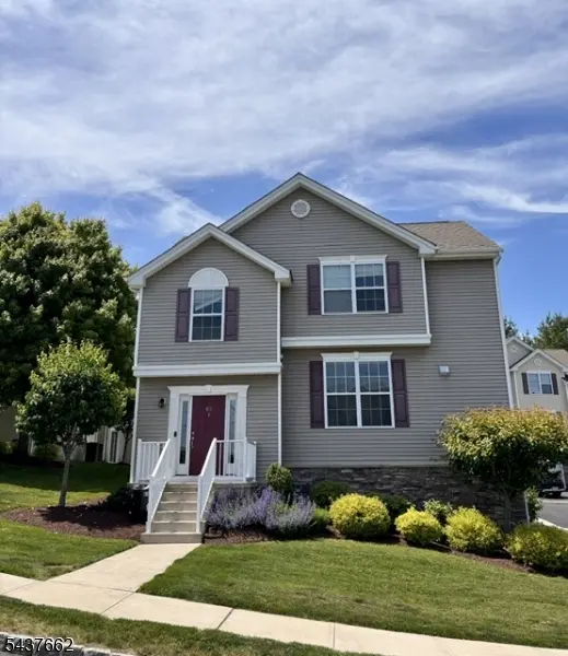 63 Sowers Dr, Mount Olive Twp., NJ 07840