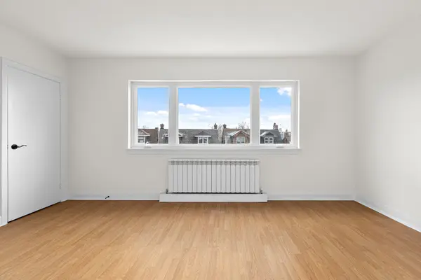 1030 Davenport RD #2, Toronto C02, ON M6G 2B9