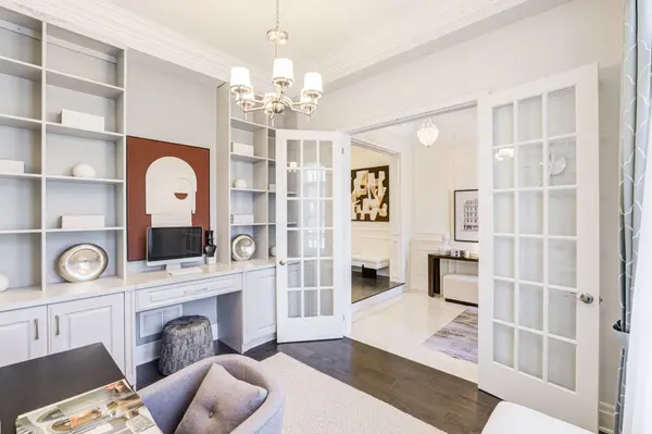 15 Finesse CT, Richmond Hill, ON L4E 0W7