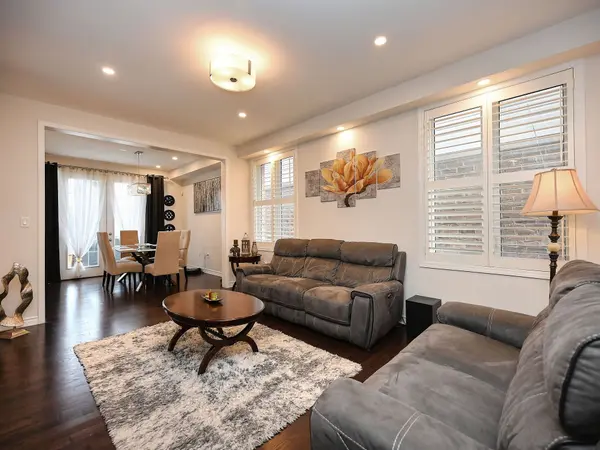 620 LANGHOLM ST, Milton, ON L9T 8Z8
