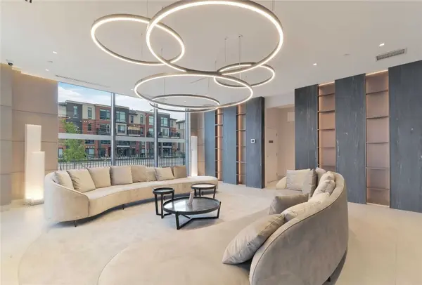 180 Veterans DR #303, Brampton, ON L7A 5G7