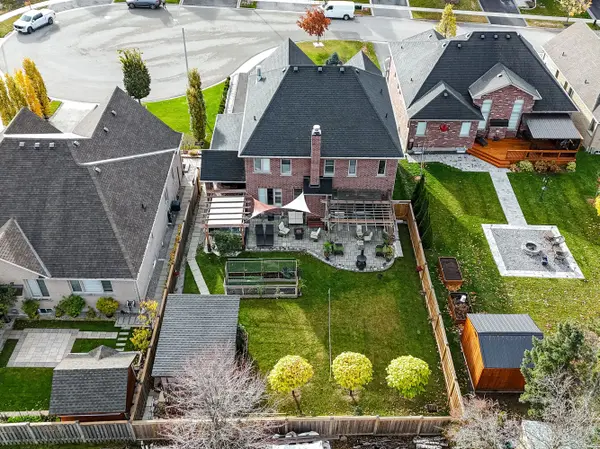 44 Philson CT, Innisfil, ON L0L 1L0