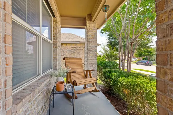 709 Wylie Street, Crowley, TX 76036