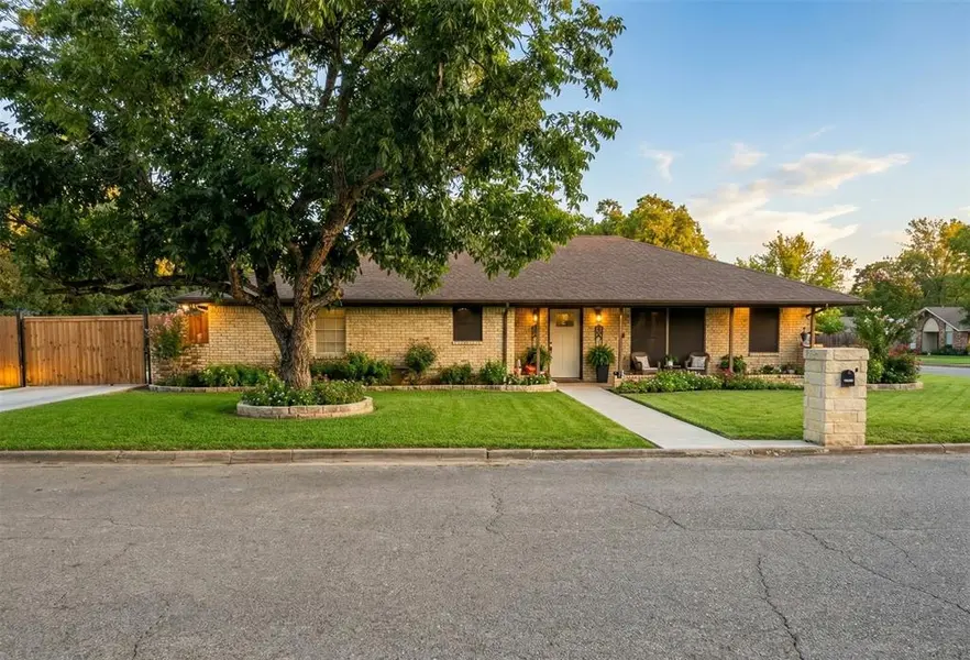 10513 Shauna Drive, Greenville, TX 75402